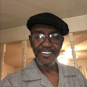 Meet your Posher, Gregory